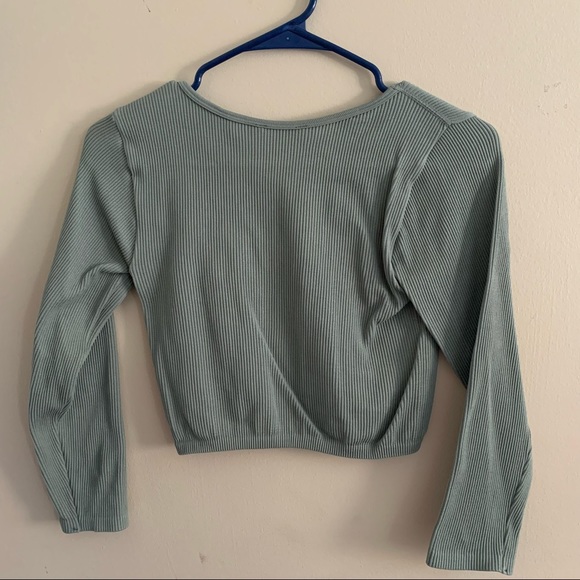 Zara Seamless Contour Ribbed Long Sleeve Cropped Top - Picture 3 of 5